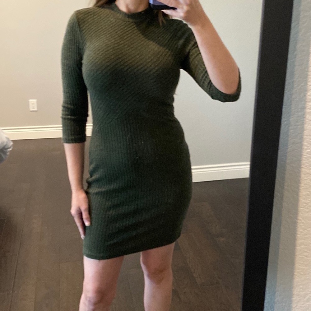 Mini green dress body - Picture 2 of 2